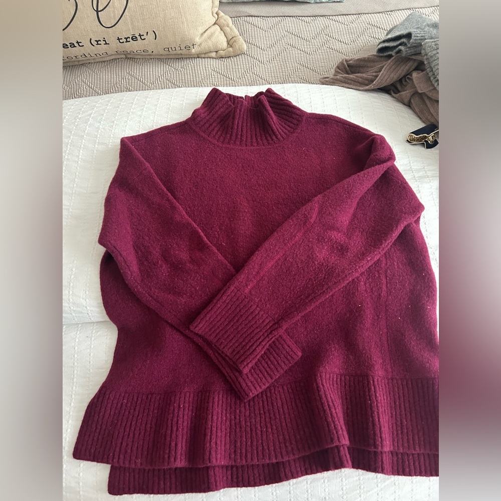 Club Monaco sweater